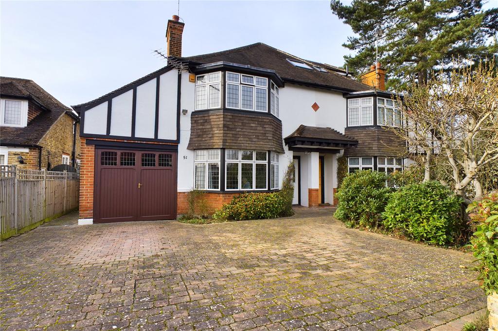 West End Avenue, Pinner, Middlesex, HA5 4 bed semidetached house £