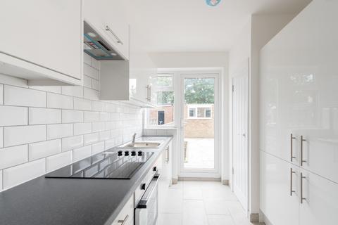127 Chandos Road, London, E15 1TU