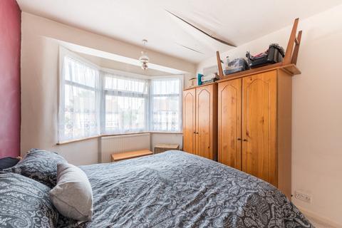 96 Matlock Road, London, E10 6DJ