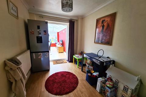 40 Mervyn Way, Pencoed, Bridgend, CF35 6JH