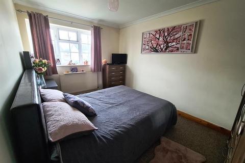 40 Mervyn Way, Pencoed, Bridgend, CF35 6JH
