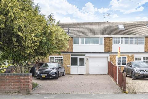 4 bedroom semi-detached house for sale - Swindon,  Wiltshire,  SN3