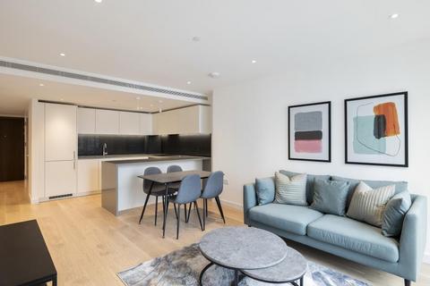 1 bedroom apartment to rent, Landmark Pinnacle, London E14
