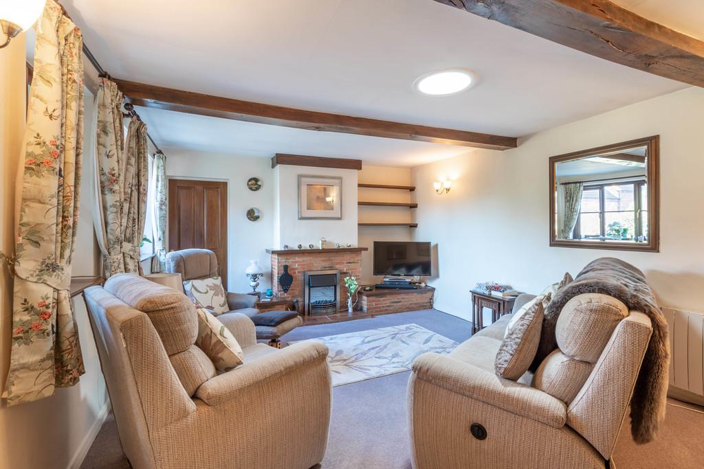 Main Street, Bothamsall, Retford 3 bed detached bungalow £190,000