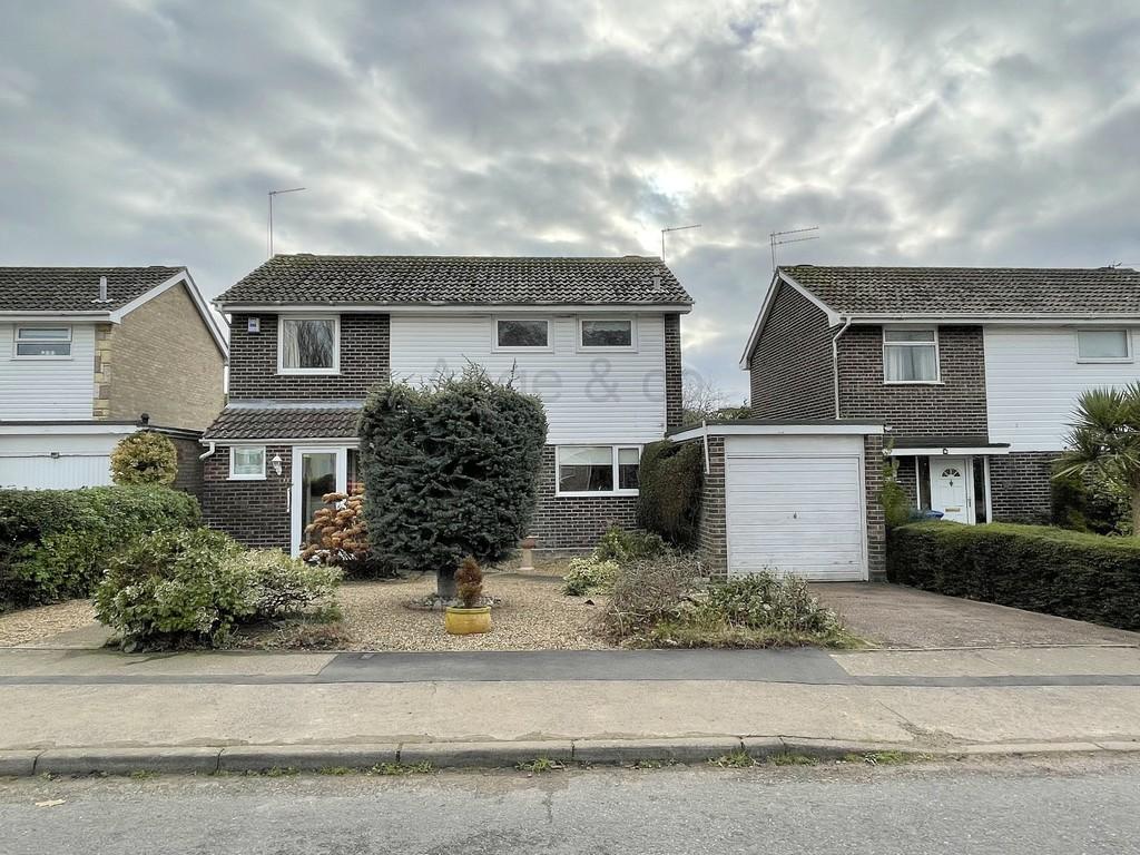 Gainsborough Drive, Gunton, Lowestoft 3 bed detached house £325,000