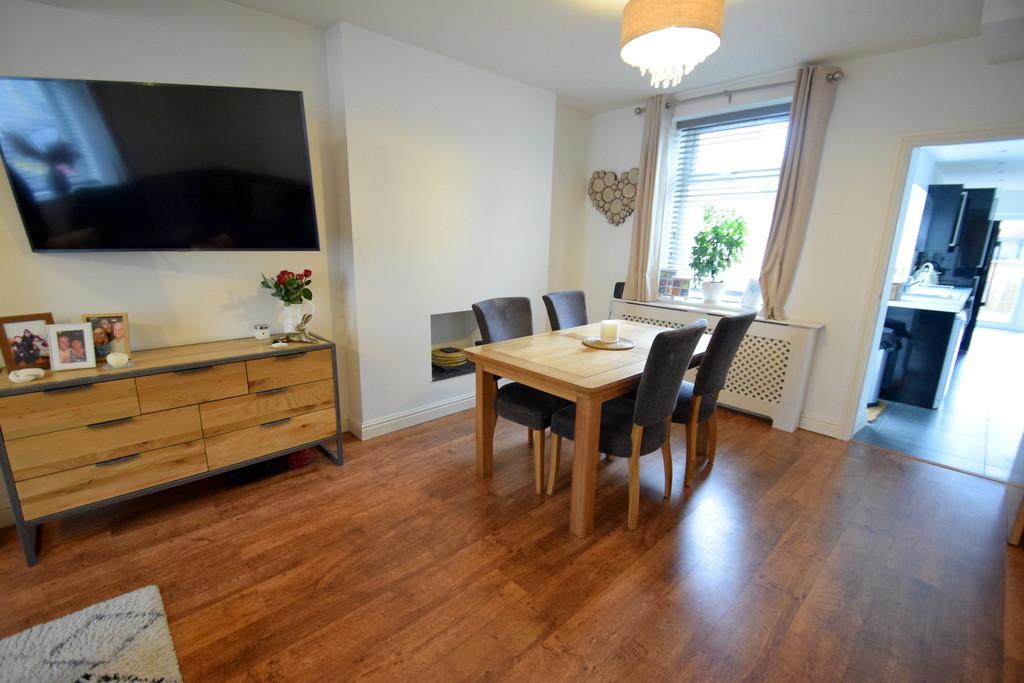 6 Jenkin Street, Bridgend, Bridgend... 2 bed terraced house £175,000