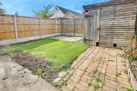 2 bedroom flat to rent, Burrowmoor Road, March PE15