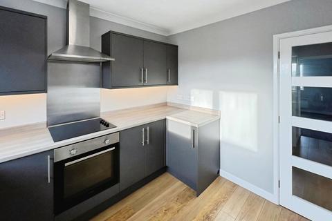 2 bedroom flat to rent, Burrowmoor Road, March PE15