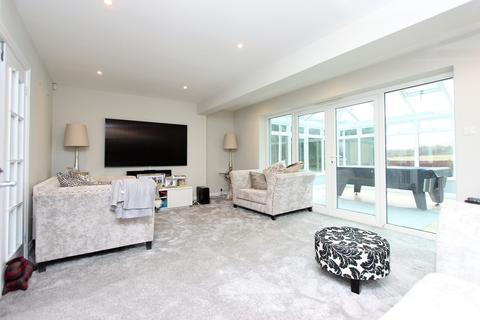 16 Croydon Lane, Banstead, SM7 3BW