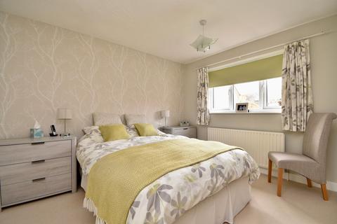 38 Barham Road, Stevenage, SG2 9HX
