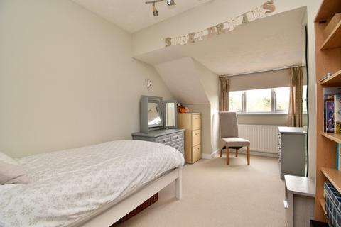 38 Barham Road, Stevenage, SG2 9HX