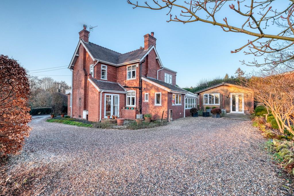 Priory Road, Dodford, Bromsgrove, B61... 4 bed detached house £850,000