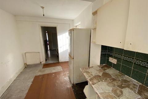 62 Cedar Grove, Toxteth, Liverpool, L8 0SW