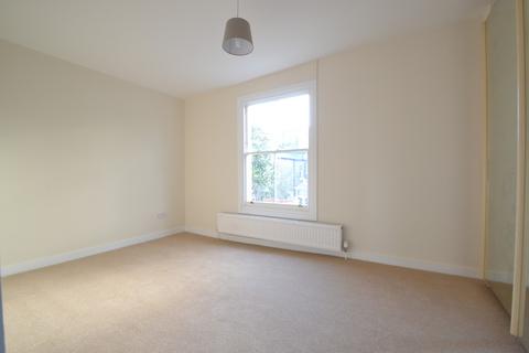 10 Watcombe Cottages, Kew, Richmond, TW9 3BD