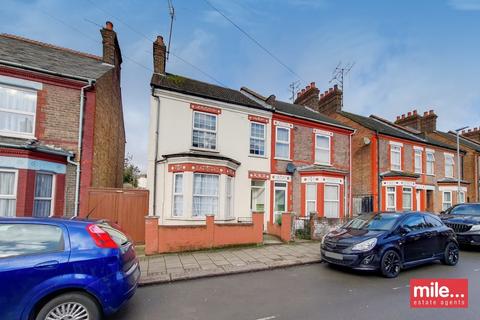 undefined, Reginald Street, Luton