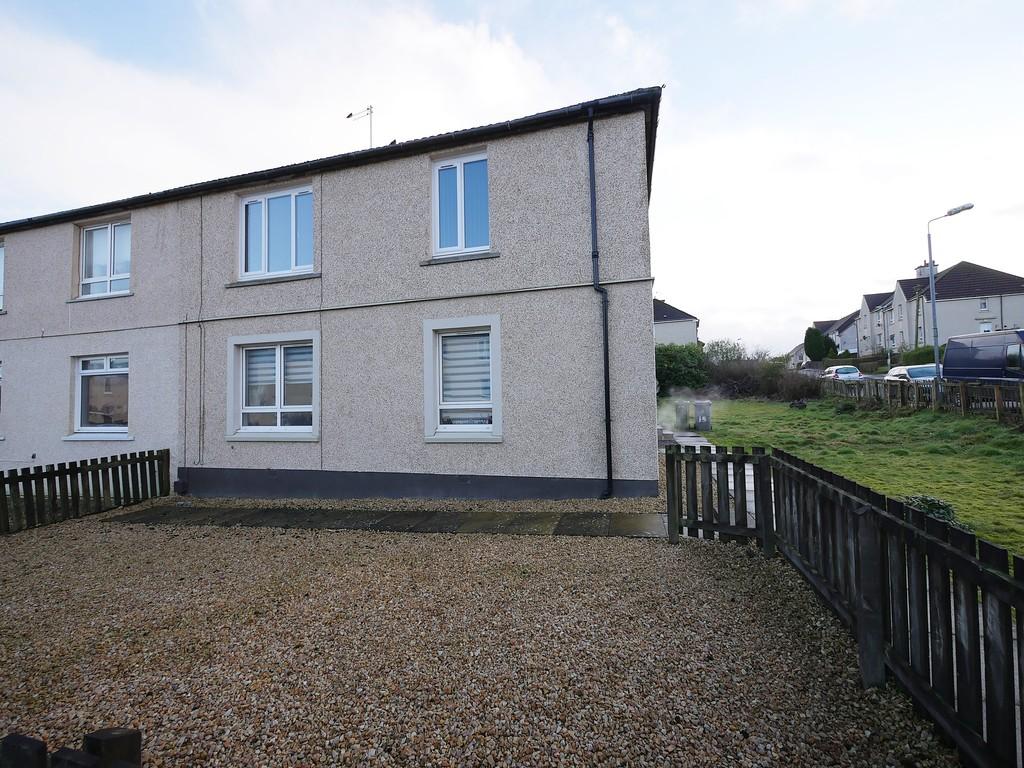 Bothlyn Road, Chryston 2 bed flat £695 pcm (£160 pw)