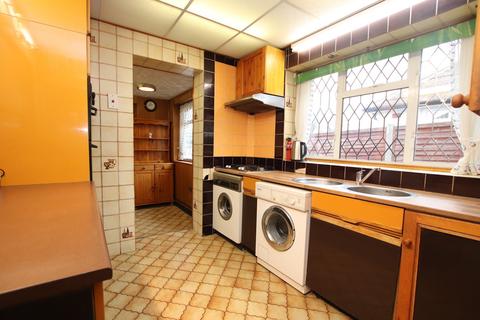 54 Harold Road, Dartford, DA2 7SA