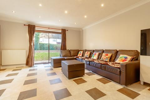 11 Morris Close, Croydon, CR0 7RD