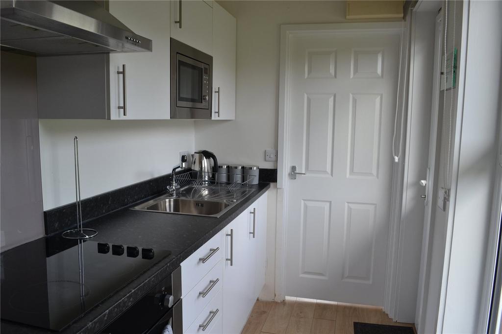 12 Lower Lakes, Chilton Trinity, Bridgwater, TA5 1 bed parking to rent