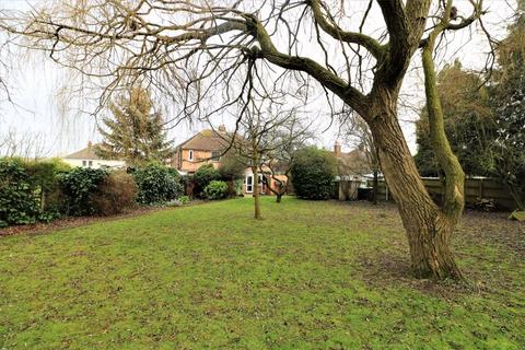24 Cedar Close, Walsall, WS5 4LJ