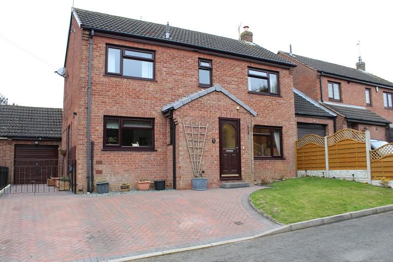 Copsewood, Broadmeadows, Alfreton, Derbyshire. DE55 3NQ 3 bed link