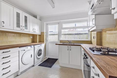 1 Canons Hill, Coulsdon, CR5 1HB