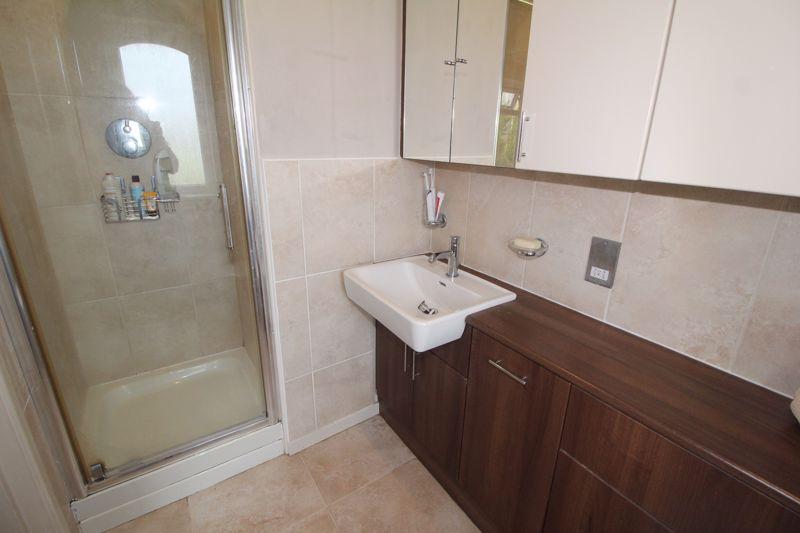 Ensuite Shower...