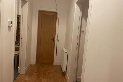 2 bedroom flat to rent, Wallace Street, Stirling Town, Stirling, FK8