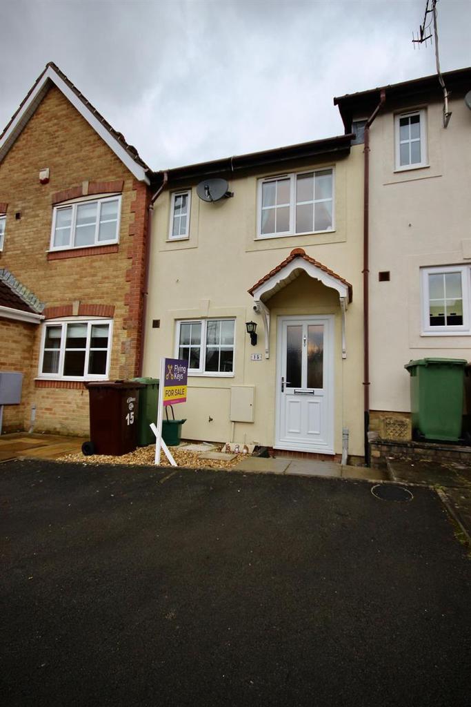 Ramson Close, Penpedairheol, Hengoed 2 bed terraced house £145,000