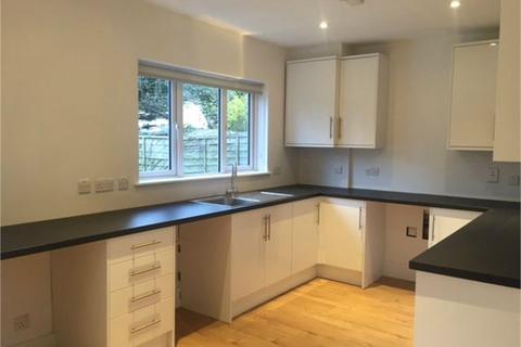 13 Palm Grove, London, W5 4AF