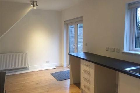 13 Palm Grove, London, W5 4AF