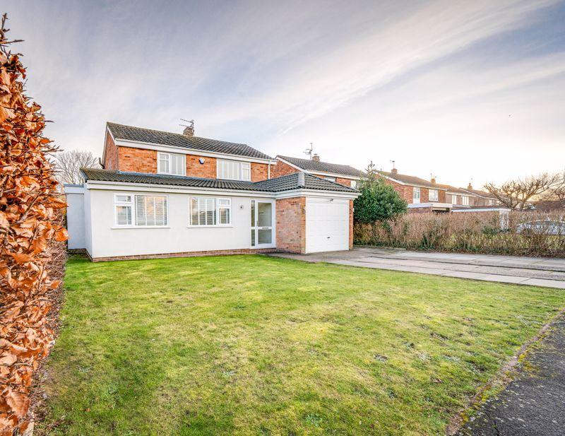 Barkfield Lane, Formby, Liverpool 4 bed detached house £525,000