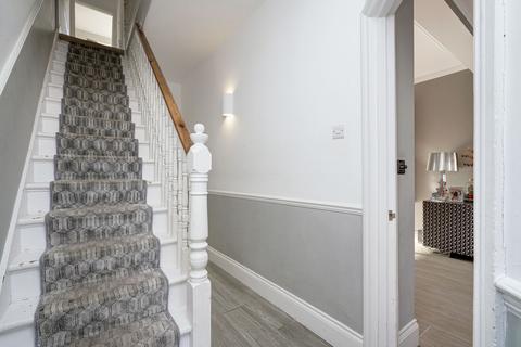 31 Mayfield Avenue, London, W13 9UP