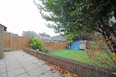 7 Downsway, Whyteleafe, CR3 0EW