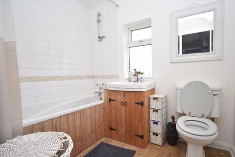 3 Ham Green, Hambridge, Langport, TA10 0AR