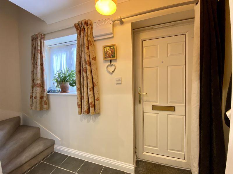 Longdene Road, Haslemere 2 bed detached house £330,000