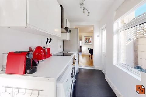 63 Dartnell Road, Croydon, CR0 6JB