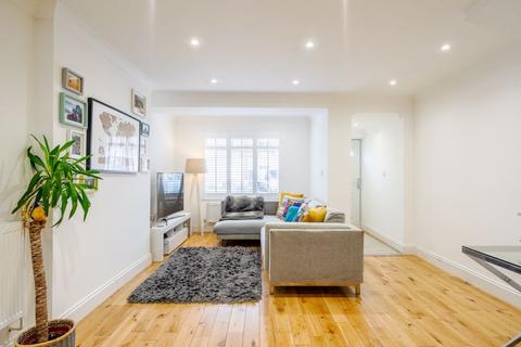 106 Thornton Road, Carshalton, SM5 1NQ