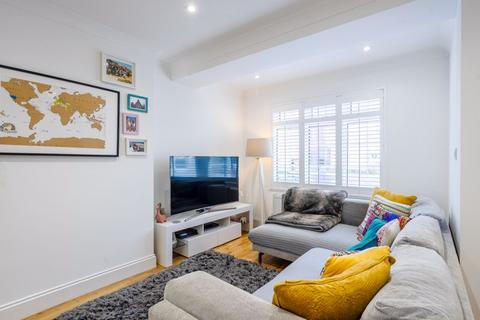 106 Thornton Road, Carshalton, SM5 1NQ