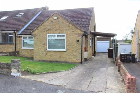 18 Fairview Road, Istead Rise, Gravesend, DA13 9DR