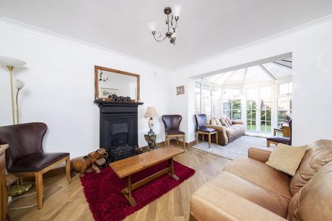 1 Meadowfields Close, Easingwold, York, YO61 3DP