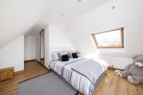 1 Meadowfields Close, Easingwold, York, YO61 3DP