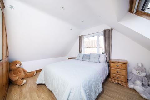 1 Meadowfields Close, Easingwold, York, YO61 3DP