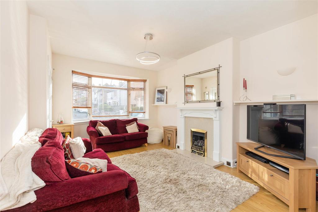 20 Dryden Gardens, Edinburgh, EH7 4PP 3 bed house £310,000