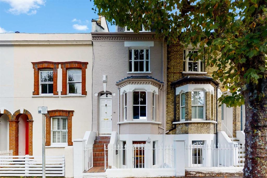 Howards Lane, Putney 4 bed terraced house £1,695,000