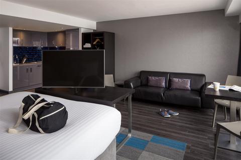 undefined, Roomzzz Aparthotel, Nottingham City