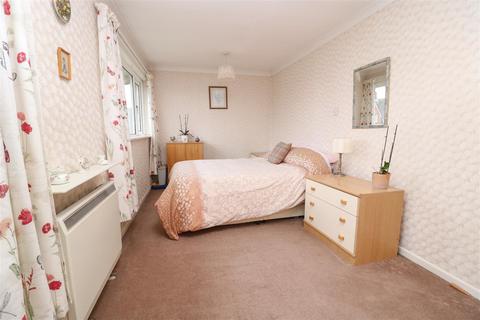 2 Arthy Close, Hatfield Peverel, Chelmsford, CM3 2HA
