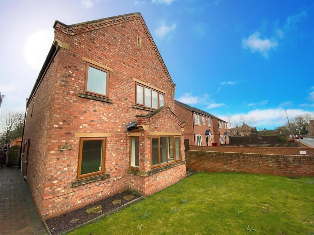 High Street, Belton, Doncaster 4 bed detached house £1,200 pcm (£277 pw)