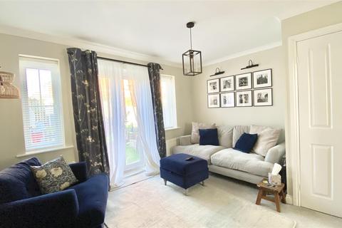 6 Denewood, Murton, Seaham, SR7 9BF