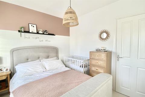 6 Denewood, Murton, Seaham, SR7 9BF